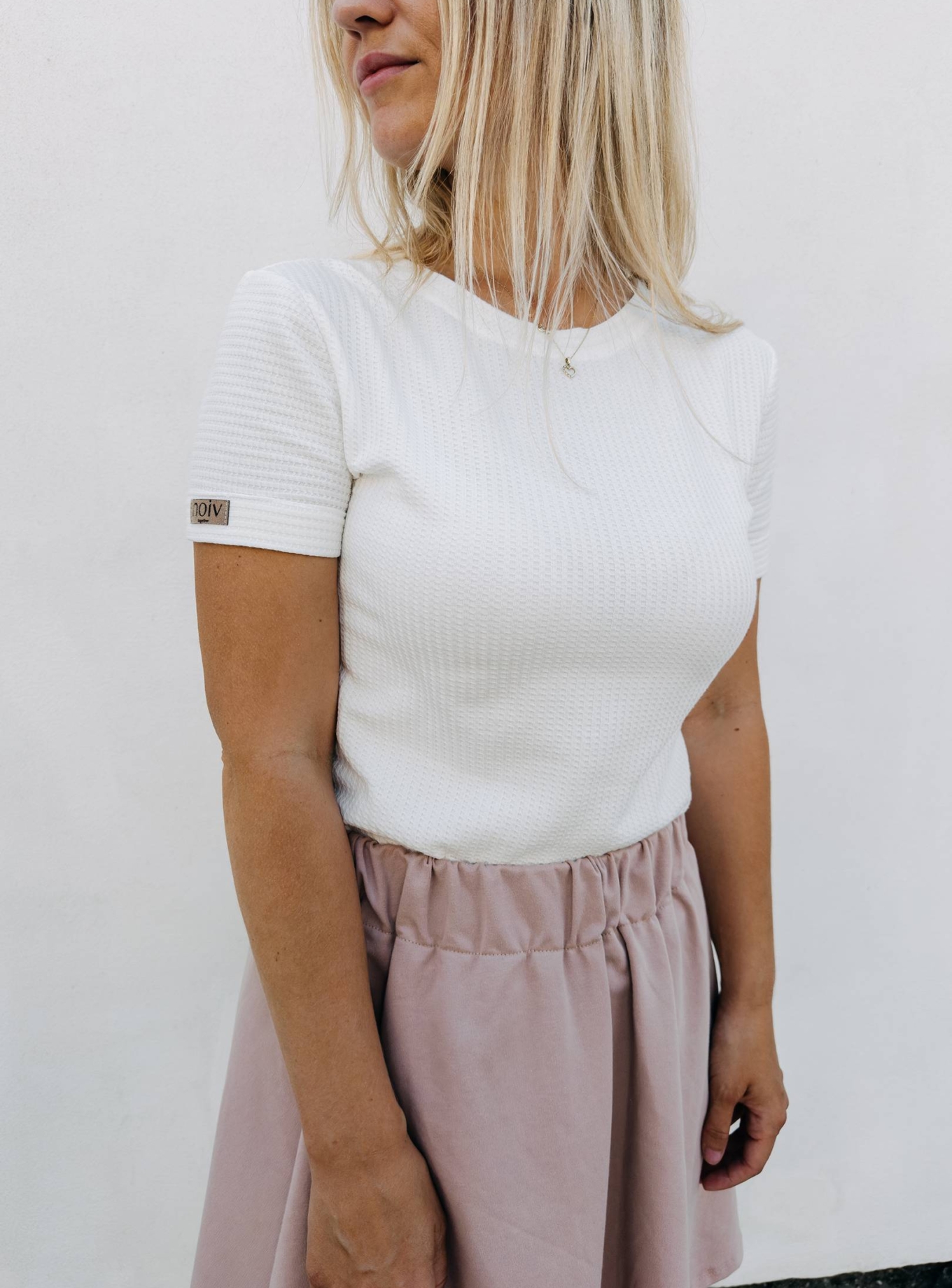 Tričko ESSENTIAL - krátký rukáv